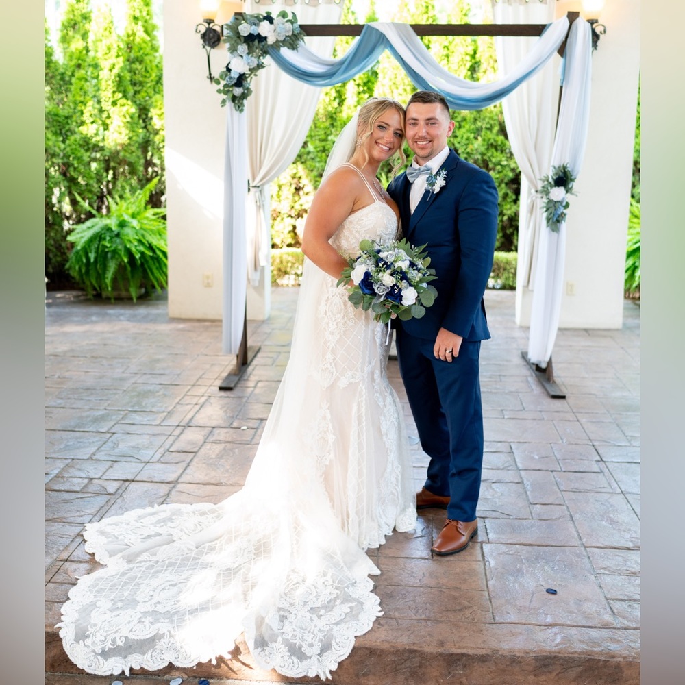 Wedding dress